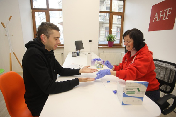 AHF Ukraine opening HIV test site in Kyiv